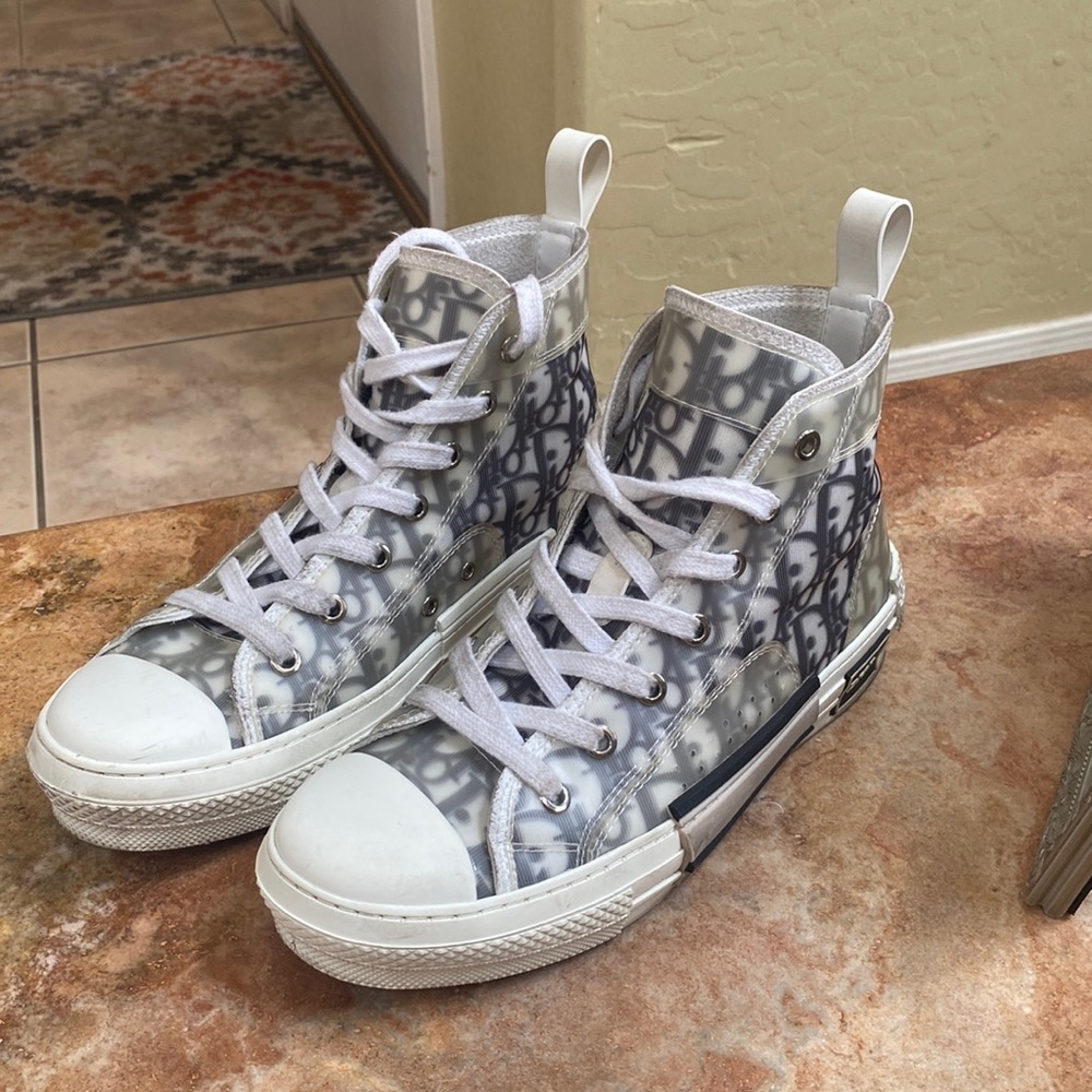 Dior size 39 in women